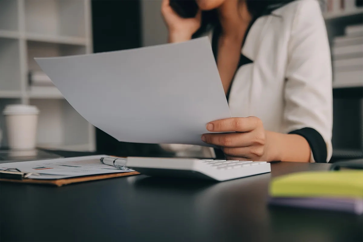 Percy-transportations-support-with-paperwork