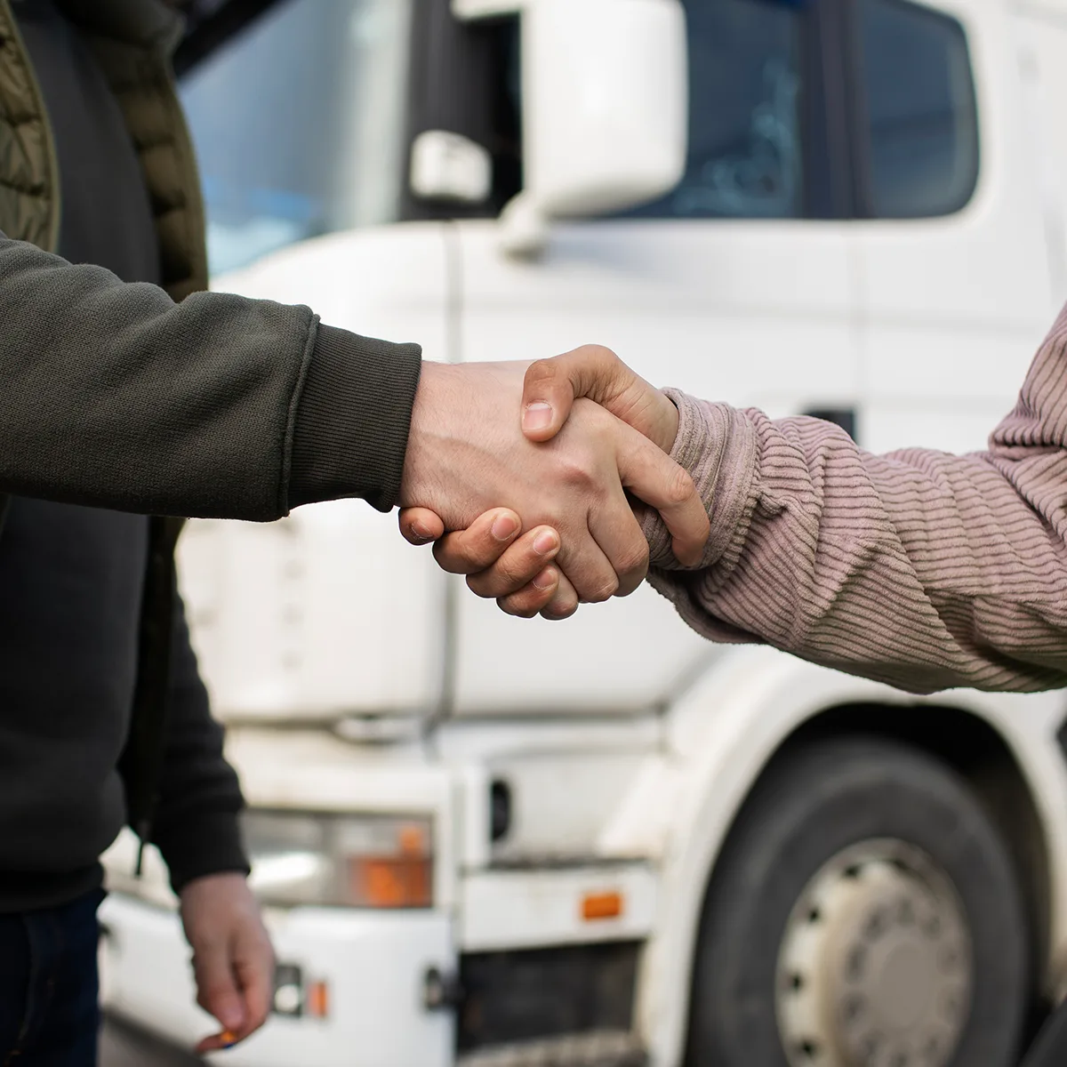Signing-of-the-contract-with-Percy-Transportation